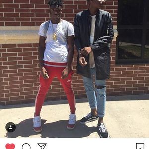 Meet your Posher, Richoo